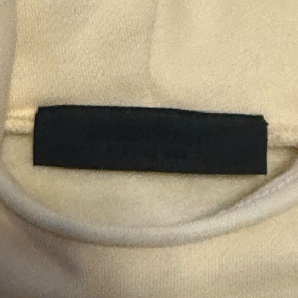 Fear of God Essentials Kids Yellow Hoodie NWT Size 6/7 Streetwear Unisex - Picture 5 of 8